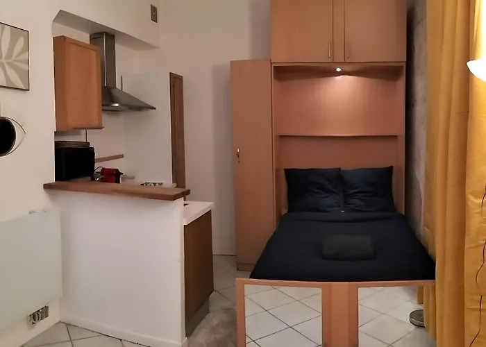 Quartier Musee Du Louvre 3 Free Netflix Apartman